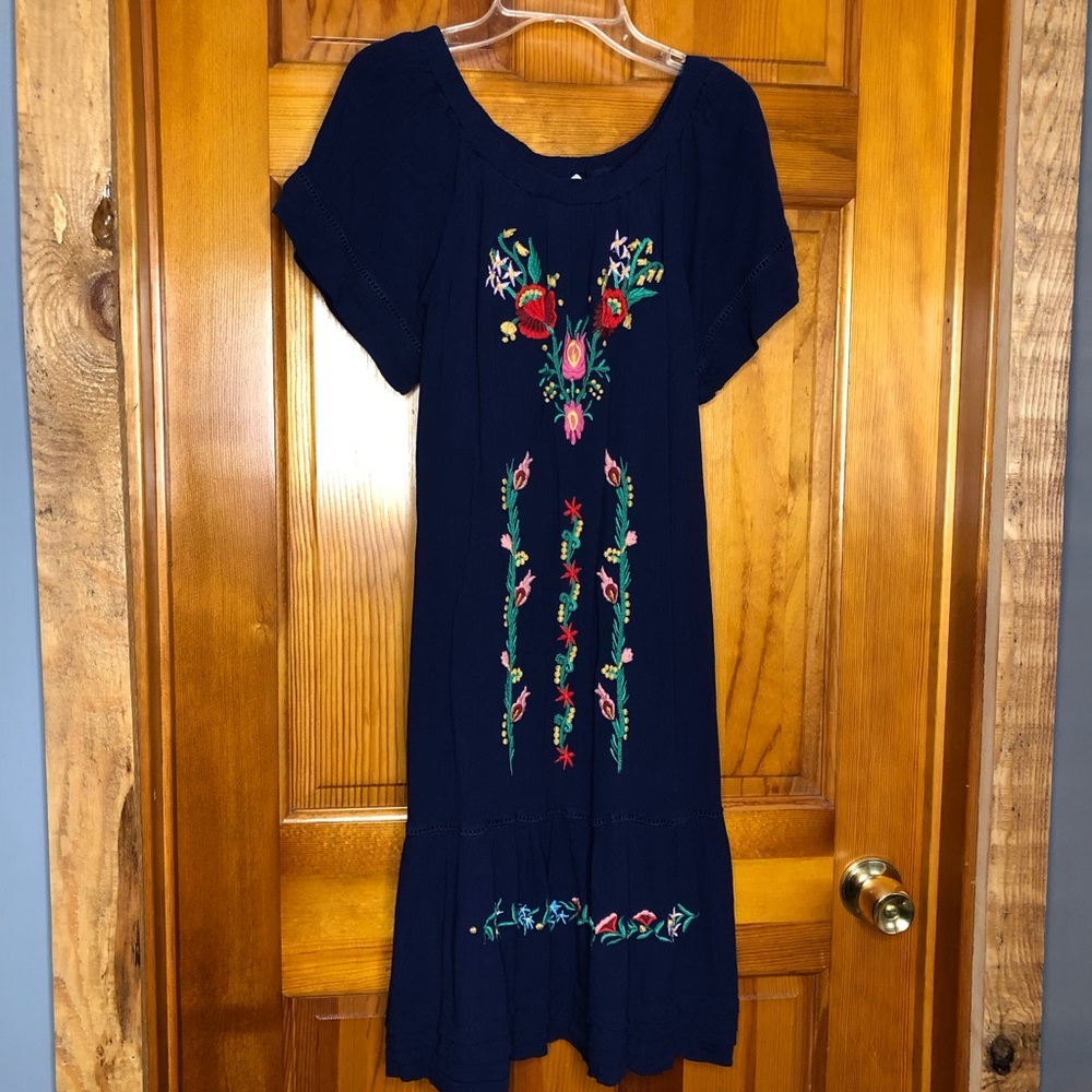 Embroidered peasant dress lined off shoulder or on blue size MEDIUM